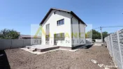 Casa Individuala - 4 camere - 2 bai - 320mp teren 