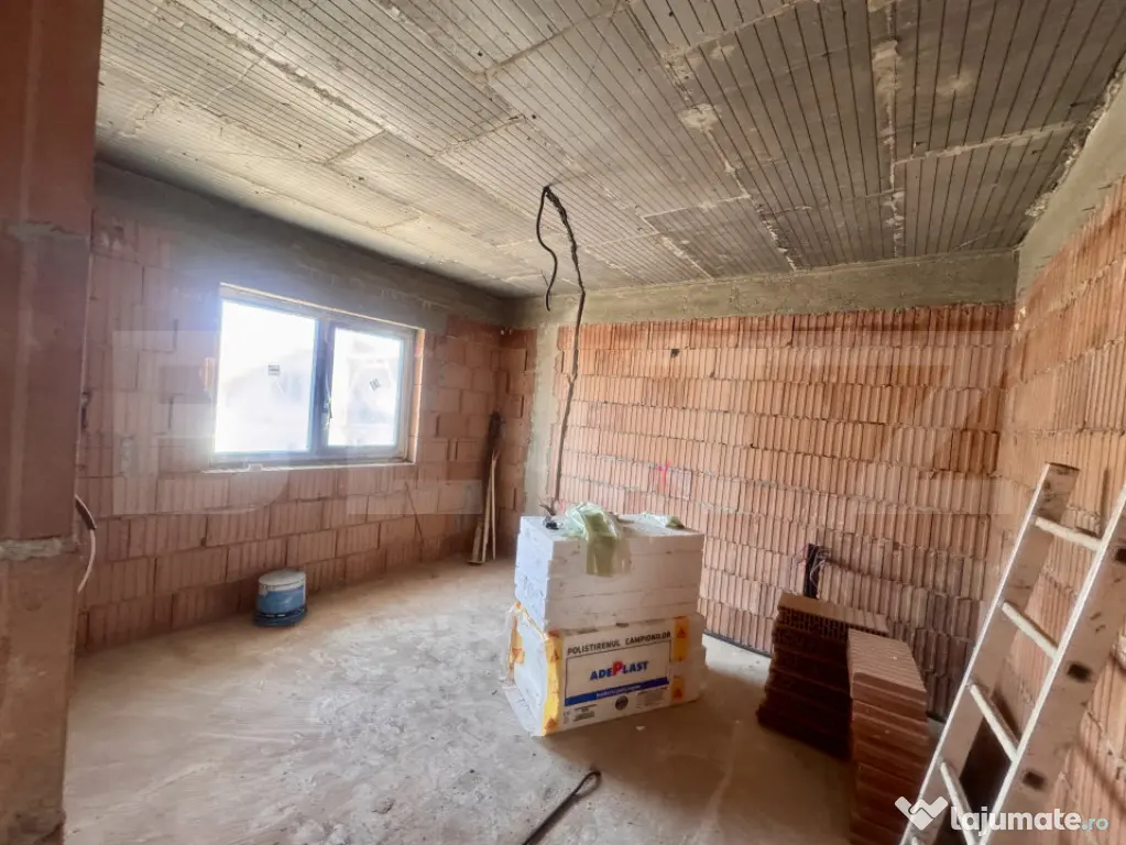 Casă P+1 în construcție | Zona Selgros | 120 mp utili | 2 - Craiova (Dolj)