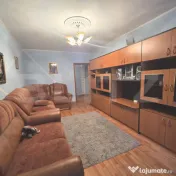Apartament cu 2 camere decomandat, Micro 13 