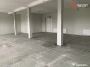 Spatiu comercial cu 6 incaperi de inchiriat in Giarmata, zon