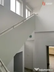 Spatiu comercial cu 6 incaperi de inchiriat in Giarmata, zon
