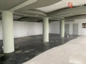 Spatiu comercial cu 6 incaperi de inchiriat in Giarmata, zon