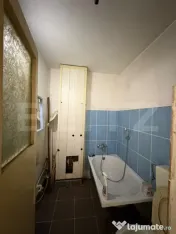 Apartament 4 camere, decomandat, etaj intermediar, 84 mp, zo 