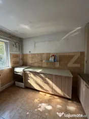Apartament 4 camere, decomandat, etaj intermediar, 84 mp, zo 