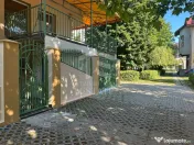 DE INCHIRIAT - SPATIU COMERCIAL CHIAR IN FATA PRIMARIEI S... 