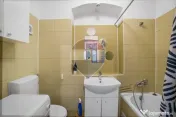 Comision 0% | Garsonieră de închiriat cu curte proprie ...