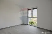 Apartament nou de vânzare cu 3 camere la Adora Park
