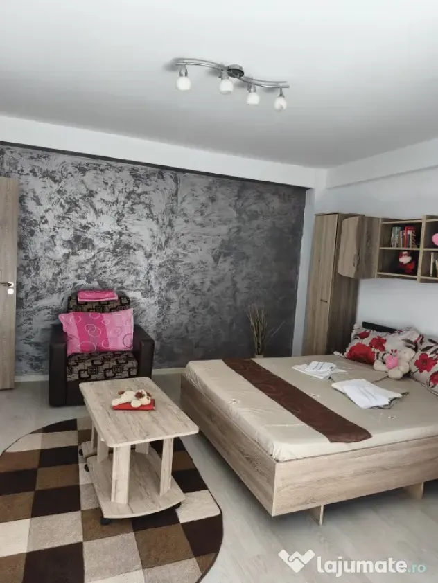Inchiriez garsonieră Rezidențial Steaua de Mare Nord 2