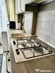 Apartament cu 3 camere decomandate zona Burdujeni 