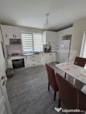 Apartament 3 camere semidecomandat, Turda Nuoa 