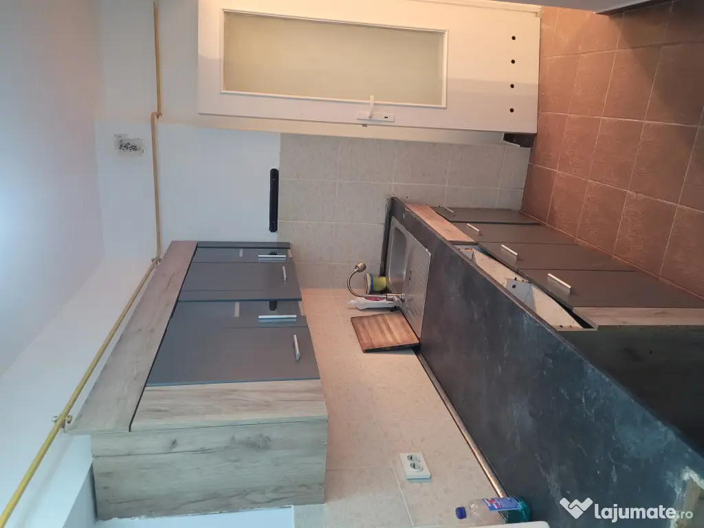 Închiriez apartament cu o camera