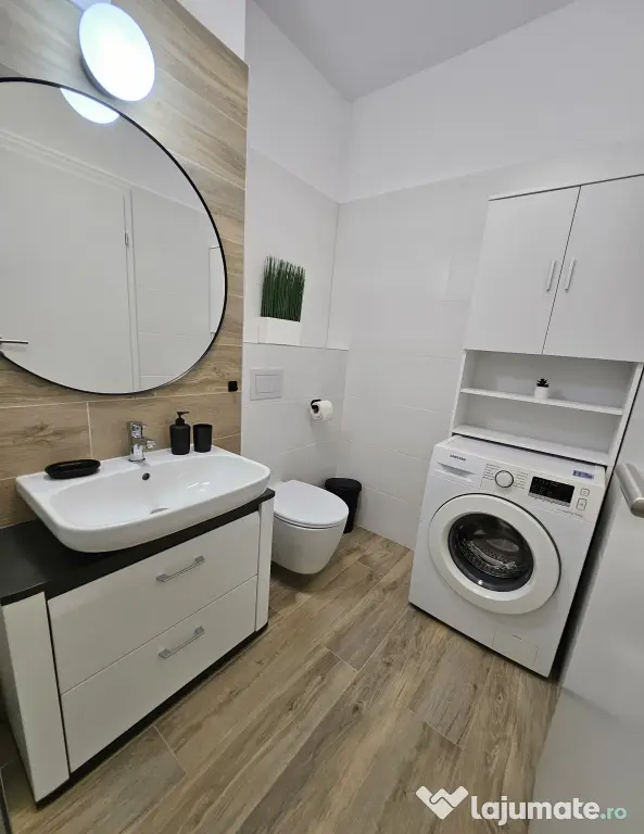 Proprietar Vand Apartament 2 camere + loc de parcare subteran Torontalului