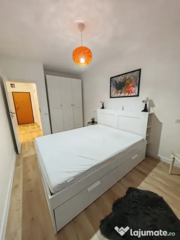 Proprietar Vand Apartament 2 camere + loc de parcare subteran Torontalului