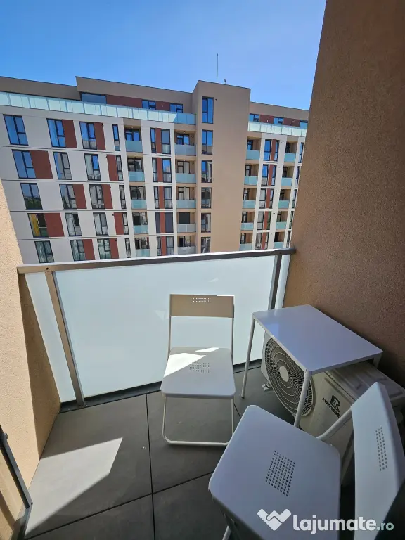 Proprietar Vand Apartament 2 camere + loc de parcare subteran Torontalului