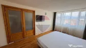DE ÎNCHIRIAT apartament spatios cu 2 camere în vilǎ