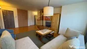 DE ÎNCHIRIAT apartament spatios cu 2 camere în vilǎ