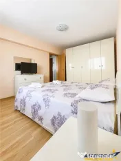 Apartament doua camere, Tractorul 