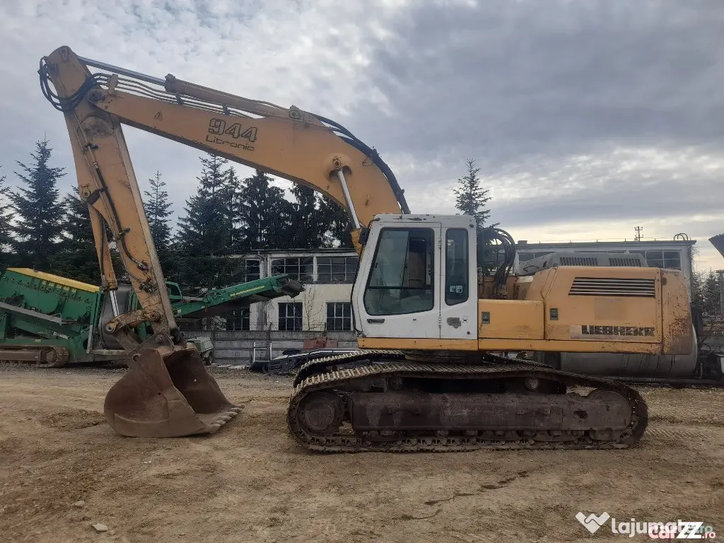 Excavator pe senile Liebherr R944 HDSL Litronic, 36 tone, 2001 - Negresti Oas (Satu-Mare)