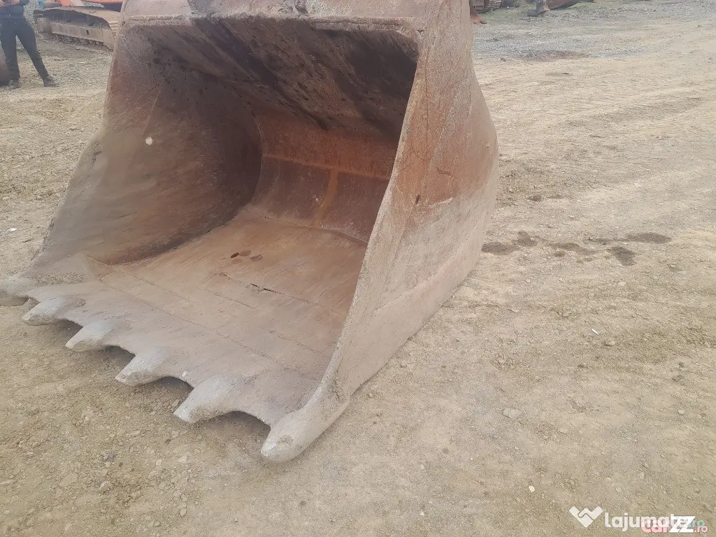 Excavator pe senile Liebherr R944 HDSL Litronic, 36 tone, 2001 - Negresti Oas (Satu-Mare)