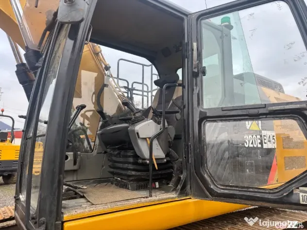 Excavator pe senile Caterpillar 320E L, 22 tone, 2016 - Negresti Oas (Satu-Mare)