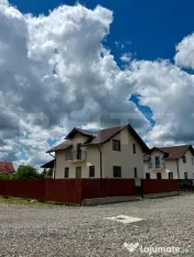 Casă P+M cu 120 mp utili și teren de 402 mp, în ansamblu