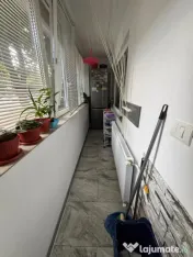 Apartament cu 3 camere - Zona NORD