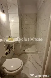 Garsoniera Craiovei etaj intermediar in bloc de apartamente 