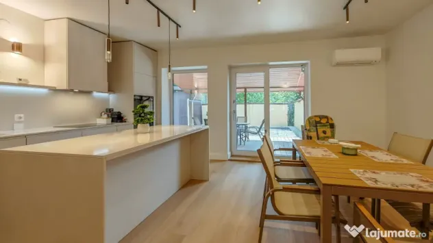 Vila langa liceul Francez - Bucuresti (Bucuresti-Ilfov)