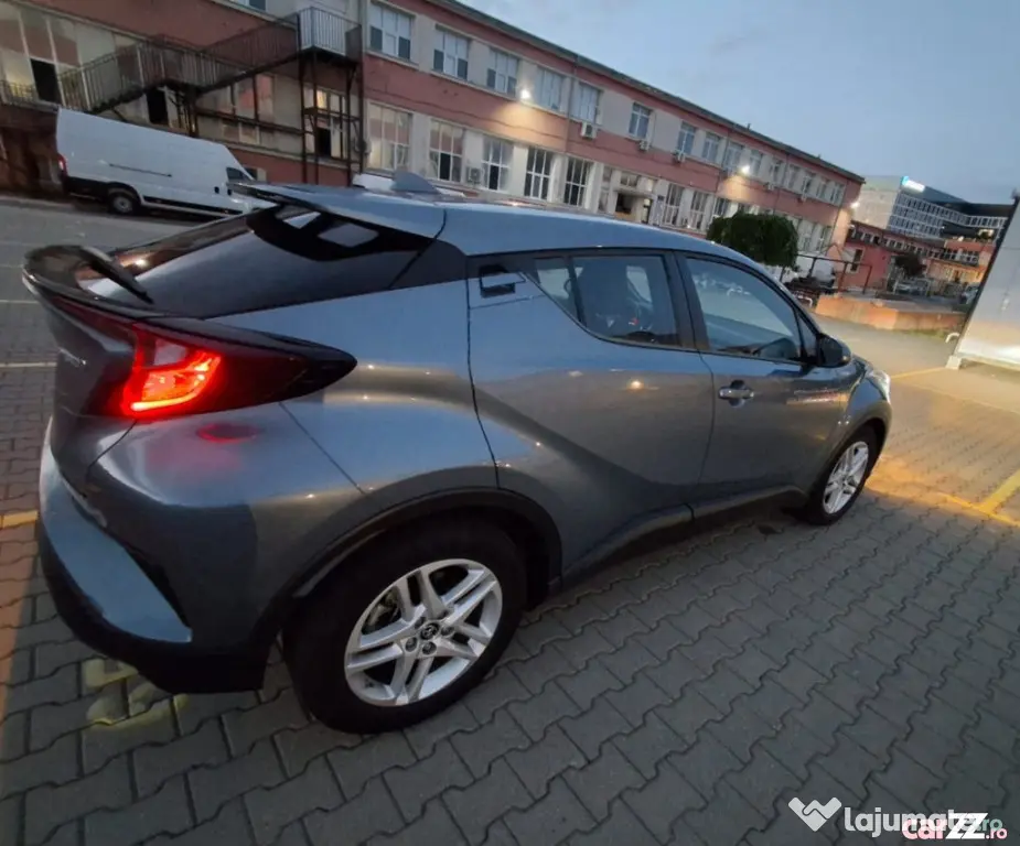Toyota C-HR, an fabricație 2020, 1.8 Hybrid, cutie automată, 63.448 km - Bucuresti (Bucuresti-Ilfov)