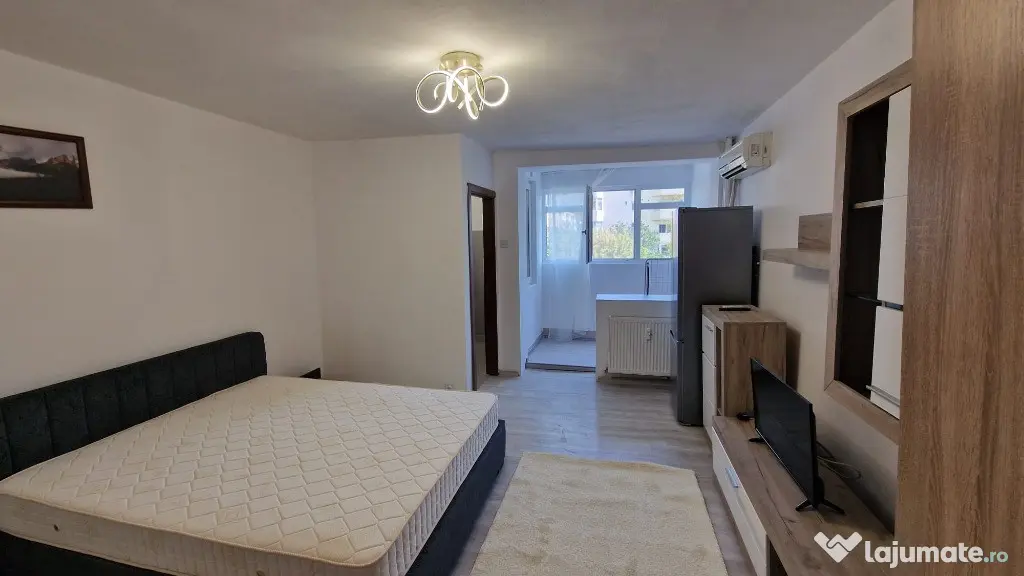 Inchiriere Garsoniera renovată și mobilată modern în Craiova, Brazda - Craiova (Dolj)