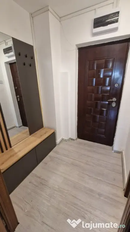 Inchiriere Garsoniera renovată și mobilată modern în Craiova, Brazda - Craiova (Dolj)