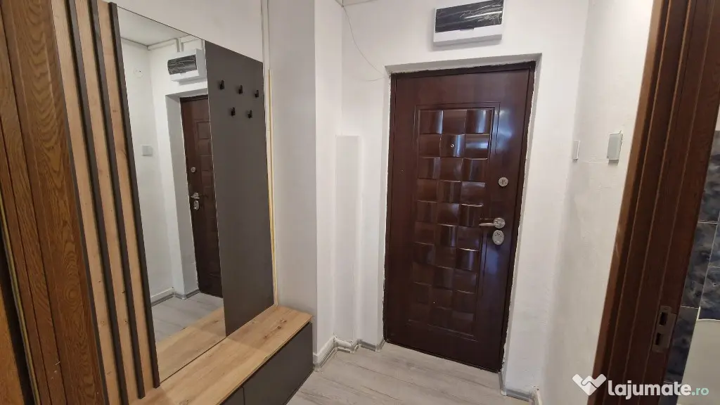 Inchiriere Garsoniera renovată și mobilată modern în Craiova, Brazda - Craiova (Dolj)