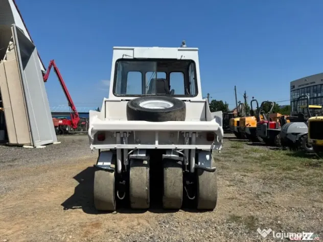 Compactor pe pneuri Corinsa CCR 14.21, 1995, 21,0 tone - Negresti Oas (Satu-Mare)
