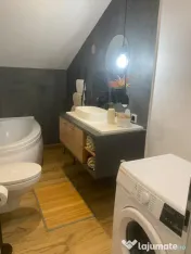 Apartament 3 camere , 90 MP+Parcare, Zona Teilor, Floresti 