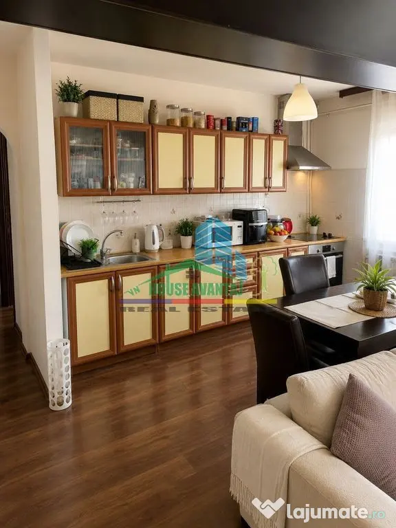 Apartament cu 3 camere la cheie - Focsani (Vrancea)
