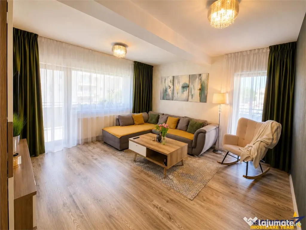 Decomandat, mobilat, utilat, terasa 20mp, balcon, boxa, parc - Brasov (Brasov)