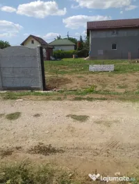 Teren de vanzare in Petrăchioaia - Surlari 