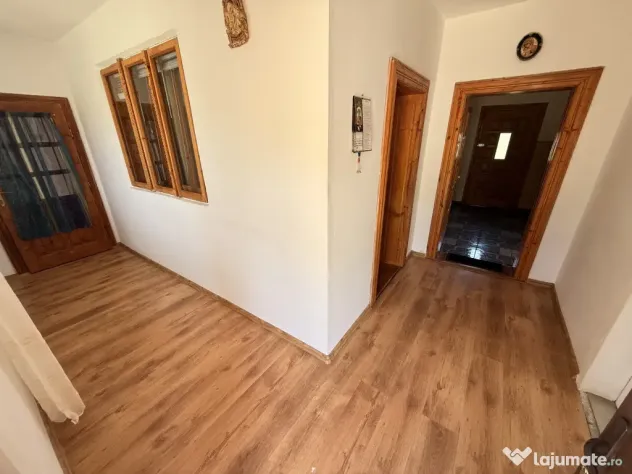 Casa De Vanzare Leresti Arges - Leresti (Arges)