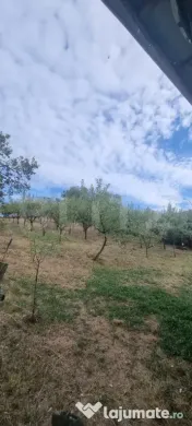 Casa cu doua corpuri