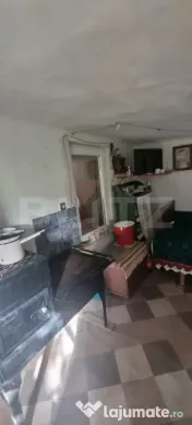 Casa cu doua corpuri