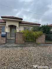 Duplex modern de v#226;nzare #238;n Mo#537;ni#539;a Nou#259;