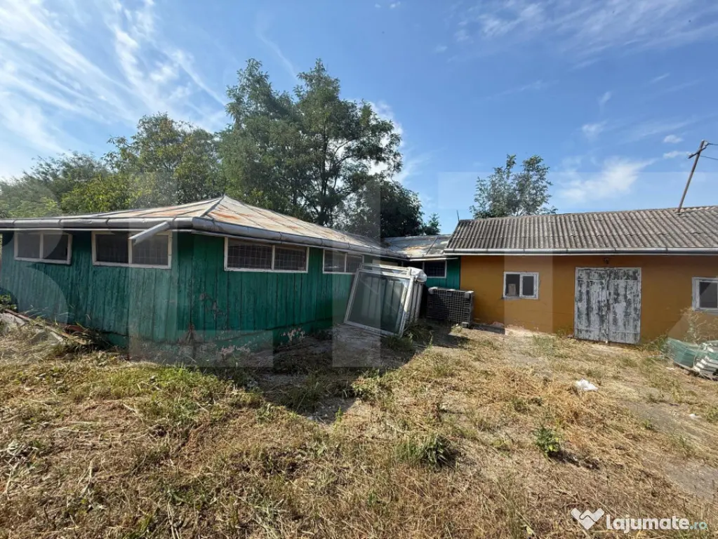 Casă individuală, 129 mp, teren 8379 mp , Loc. Șoldăneș - Soldanesti (Botosani)