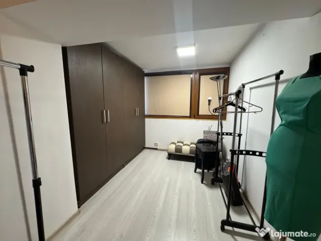 Închiriez spațiu birouri Bd. Burebista 200 mp