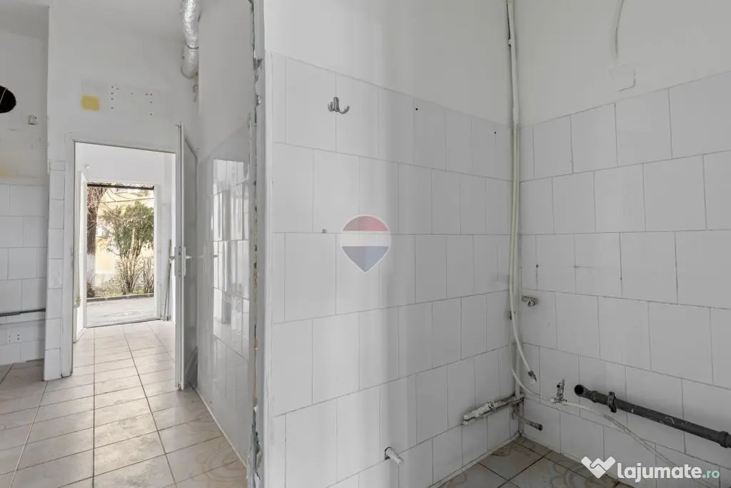 Spațiu comercial de închiriat – zona Piața Gării - Arad (Arad)