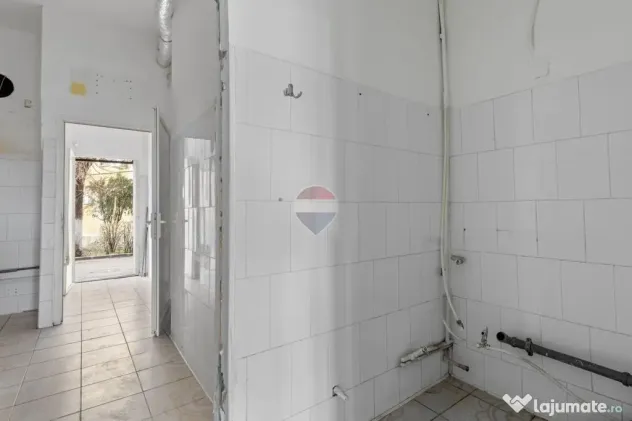 Spațiu comercial de închiriat – zona Piața Gării - Arad (Arad)
