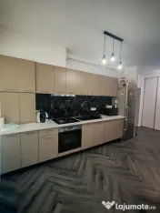 Apartament cu 3 cam, 58 mp zona Primariei, Apahida 