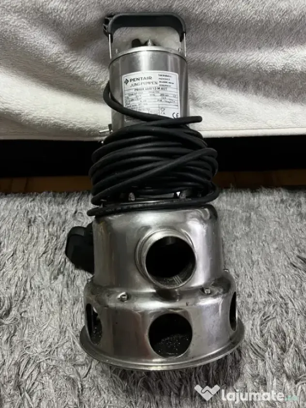 Pompa submersibila