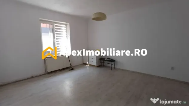 Vila 4 Camere | Domenii - Mihalache | Rezidentiala/Comercial - Bucuresti (Bucuresti-Ilfov)