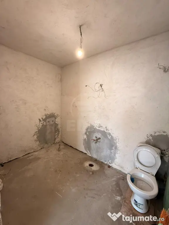 Apartament 2 camere semidecomandat zona Florilor - Floresti (Cluj)