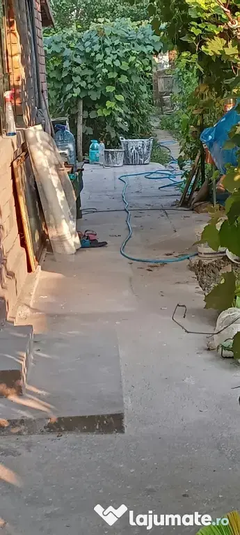 Langa balta lilieci proprietate 4 camere si 863mp curte